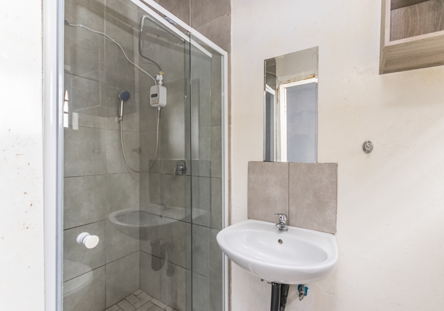 12 Bedroom Property for Sale in Cosmo City Gauteng