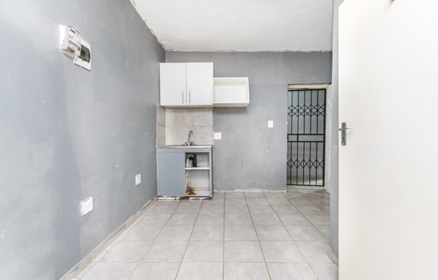 12 Bedroom Property for Sale in Cosmo City Gauteng