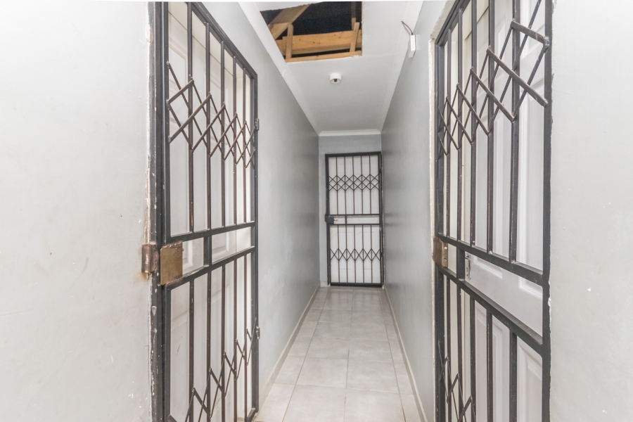 12 Bedroom Property for Sale in Cosmo City Gauteng