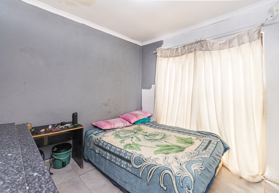 12 Bedroom Property for Sale in Cosmo City Gauteng