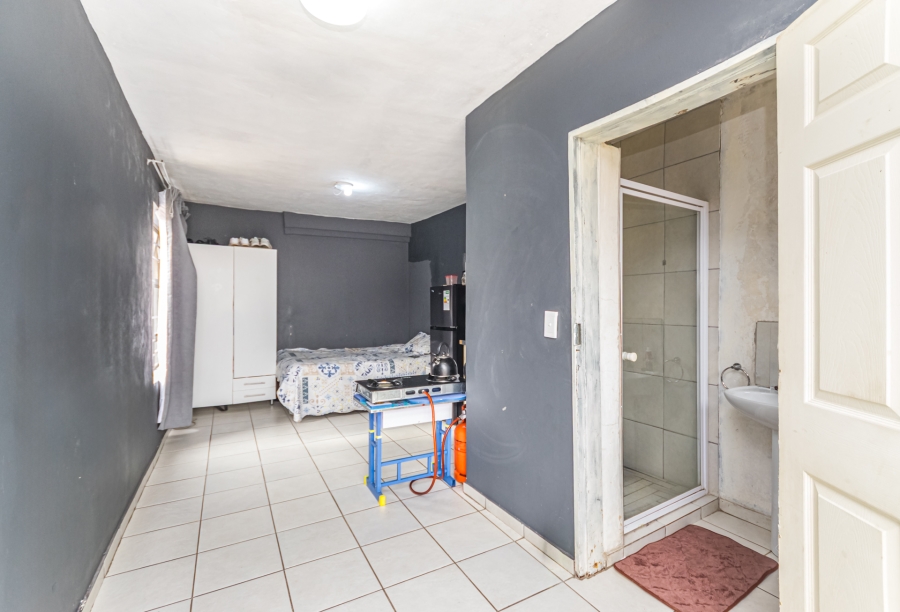 10 Bedroom Property for Sale in Cosmo City Gauteng