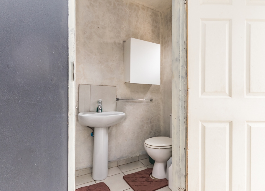 10 Bedroom Property for Sale in Cosmo City Gauteng