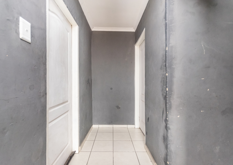 10 Bedroom Property for Sale in Cosmo City Gauteng