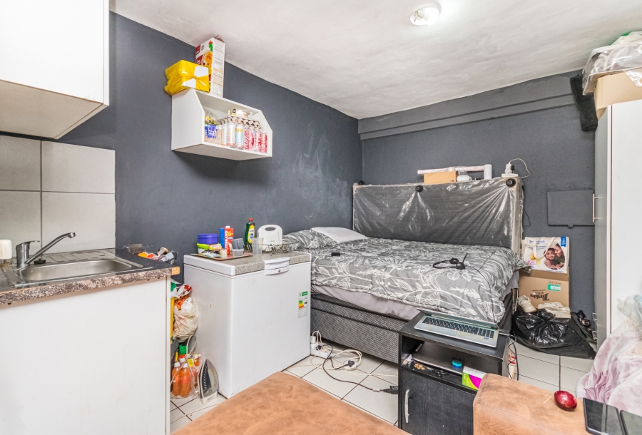 10 Bedroom Property for Sale in Cosmo City Gauteng