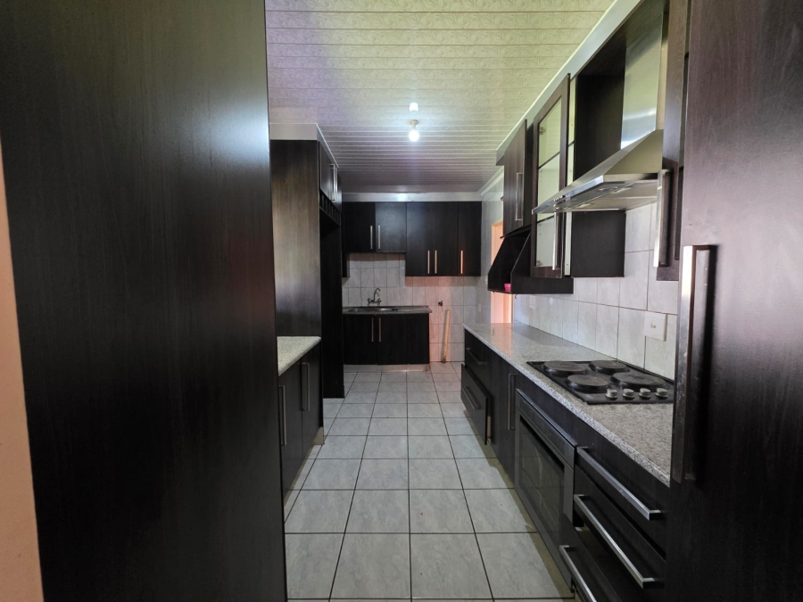 To Let 3 Bedroom Property for Rent in Dinwiddie Gauteng