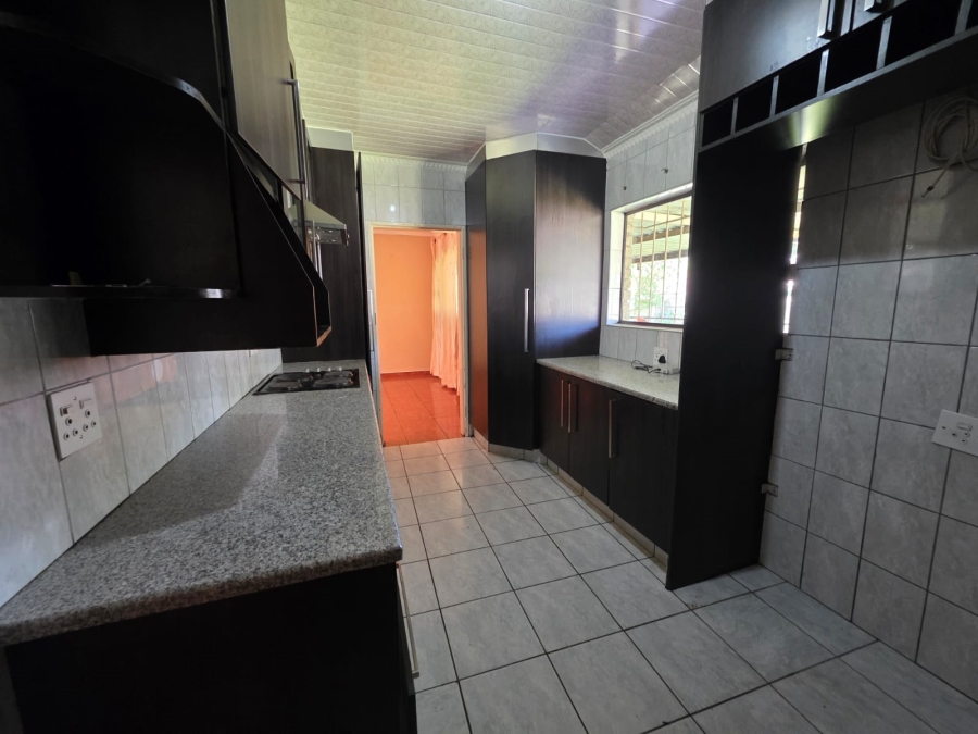 To Let 3 Bedroom Property for Rent in Dinwiddie Gauteng