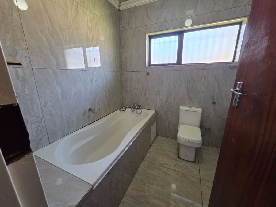 To Let 3 Bedroom Property for Rent in Dinwiddie Gauteng