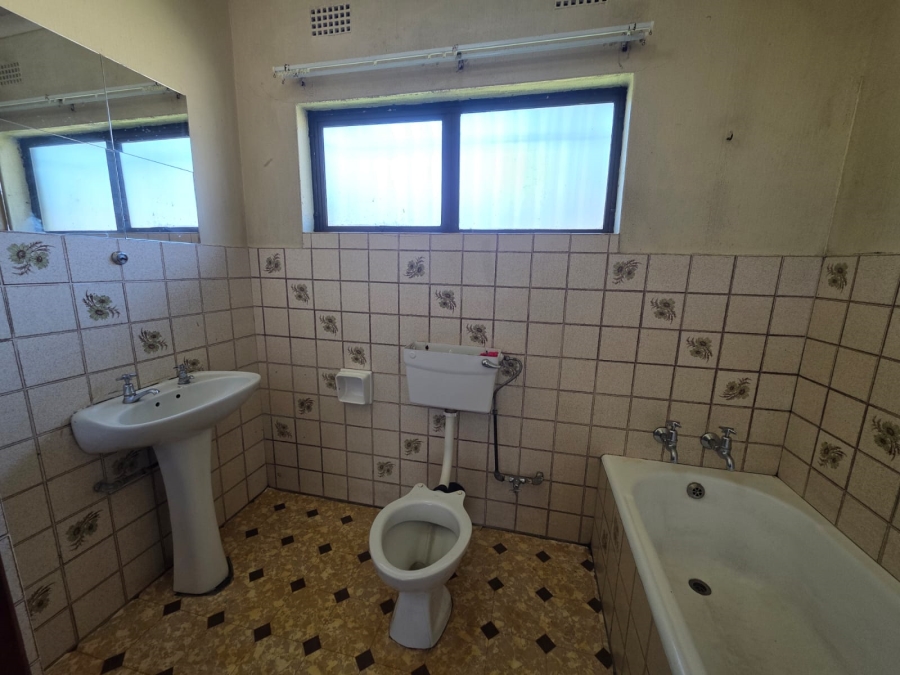 To Let 3 Bedroom Property for Rent in Dinwiddie Gauteng