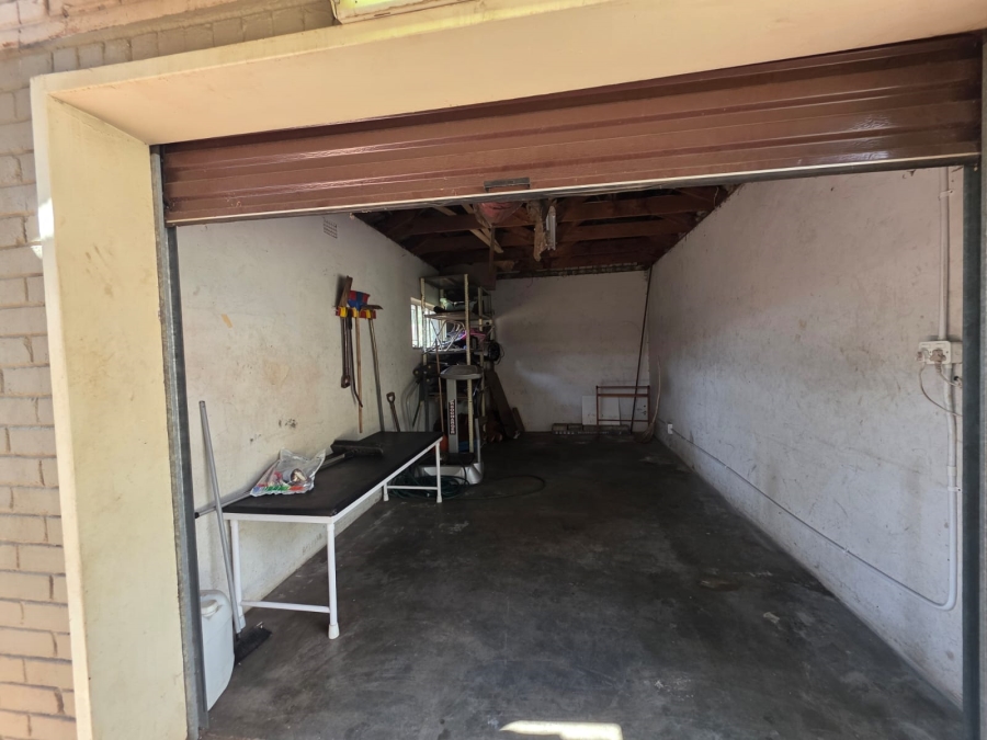 To Let 3 Bedroom Property for Rent in Dinwiddie Gauteng