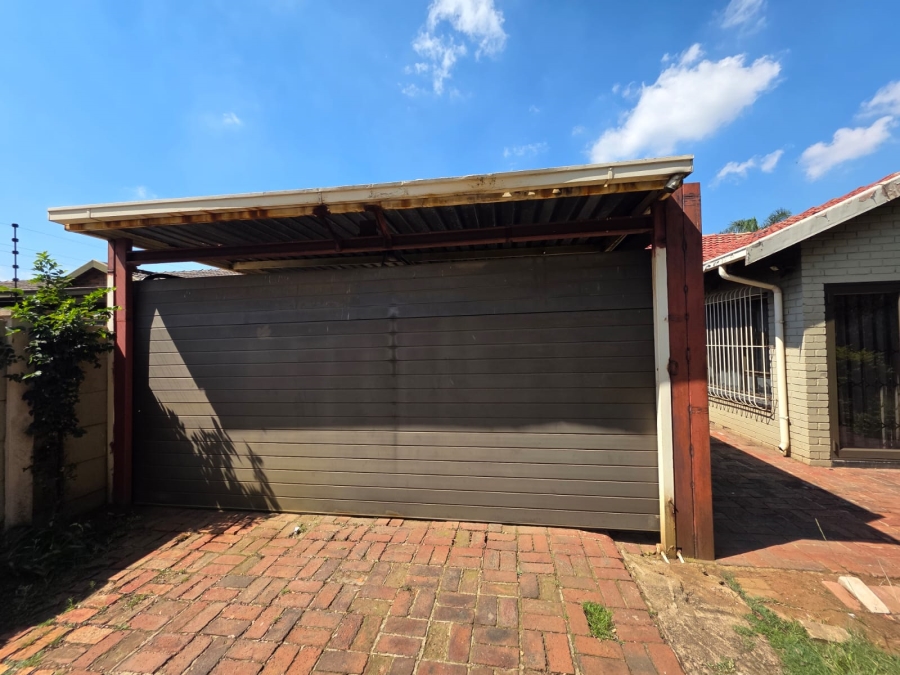 To Let 3 Bedroom Property for Rent in Dinwiddie Gauteng