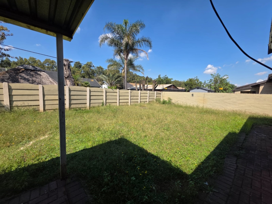 To Let 3 Bedroom Property for Rent in Dinwiddie Gauteng