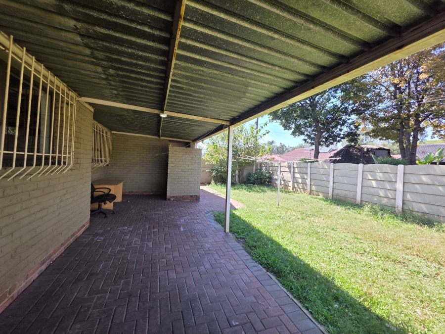 To Let 3 Bedroom Property for Rent in Dinwiddie Gauteng