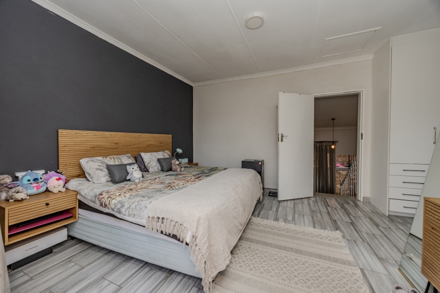 2 Bedroom Property for Sale in Wilgeheuwel Gauteng