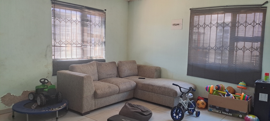 3 Bedroom Property for Sale in Langaville Gauteng