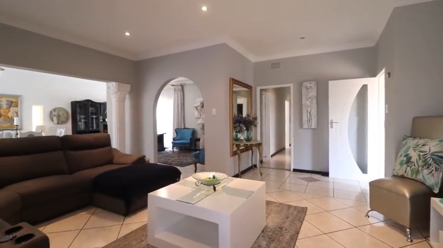 To Let 4 Bedroom Property for Rent in Witfield Gauteng