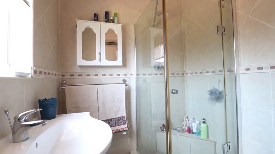 To Let 4 Bedroom Property for Rent in Witfield Gauteng