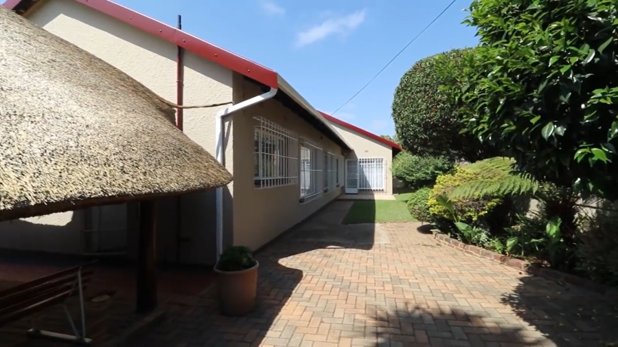 To Let 4 Bedroom Property for Rent in Witfield Gauteng