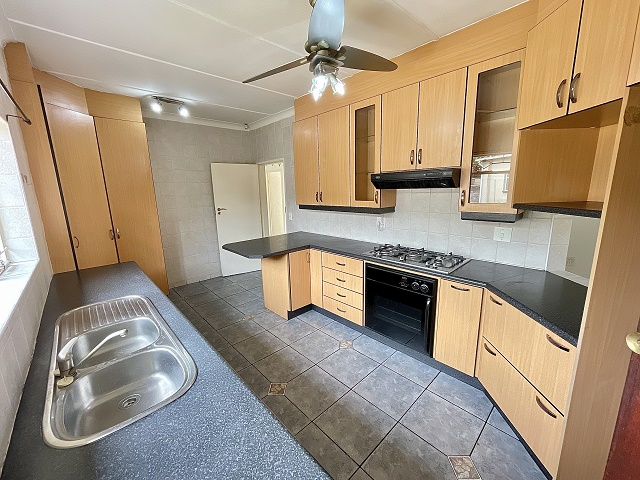 4 Bedroom Property for Sale in Eden Glen Gauteng