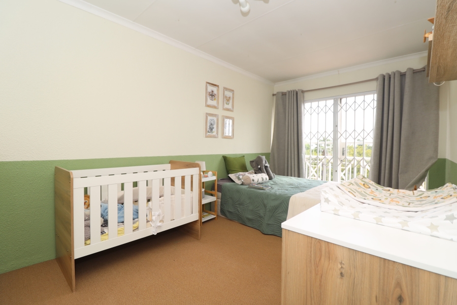 To Let 5 Bedroom Property for Rent in Roodekrans Gauteng