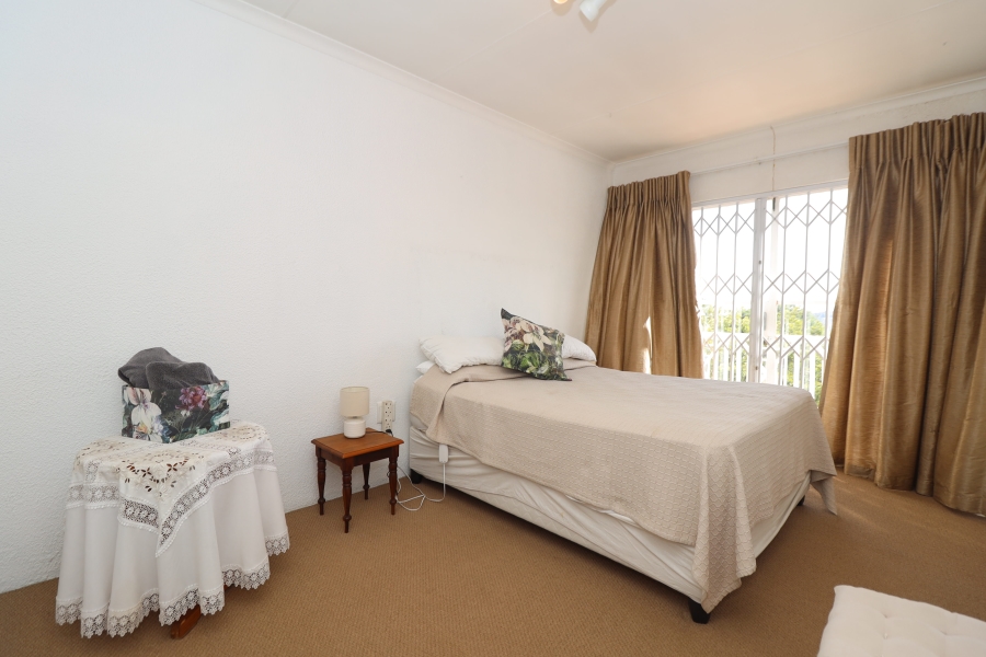 To Let 5 Bedroom Property for Rent in Roodekrans Gauteng