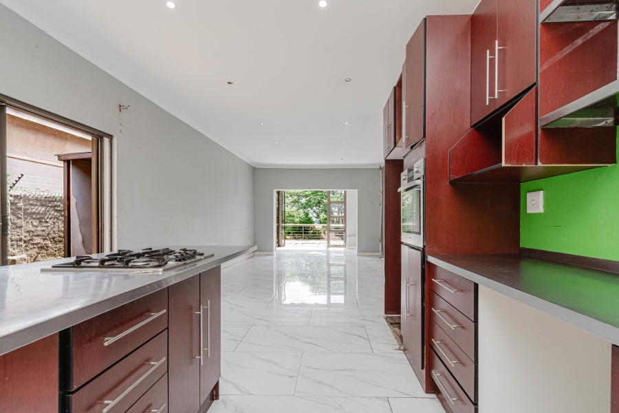 4 Bedroom Property for Sale in Kensington Gauteng