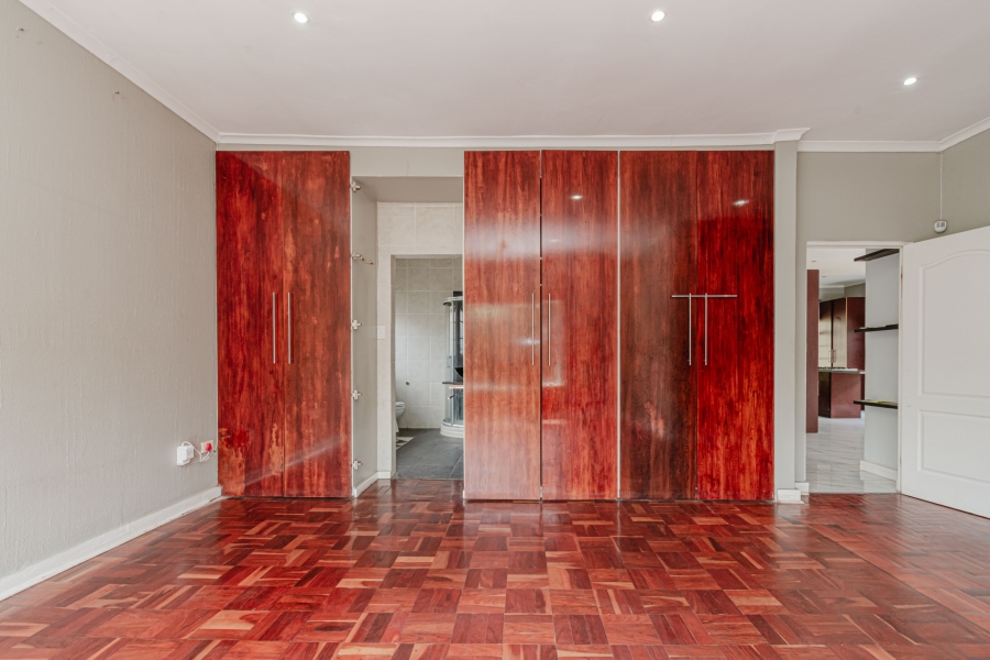 4 Bedroom Property for Sale in Kensington Gauteng