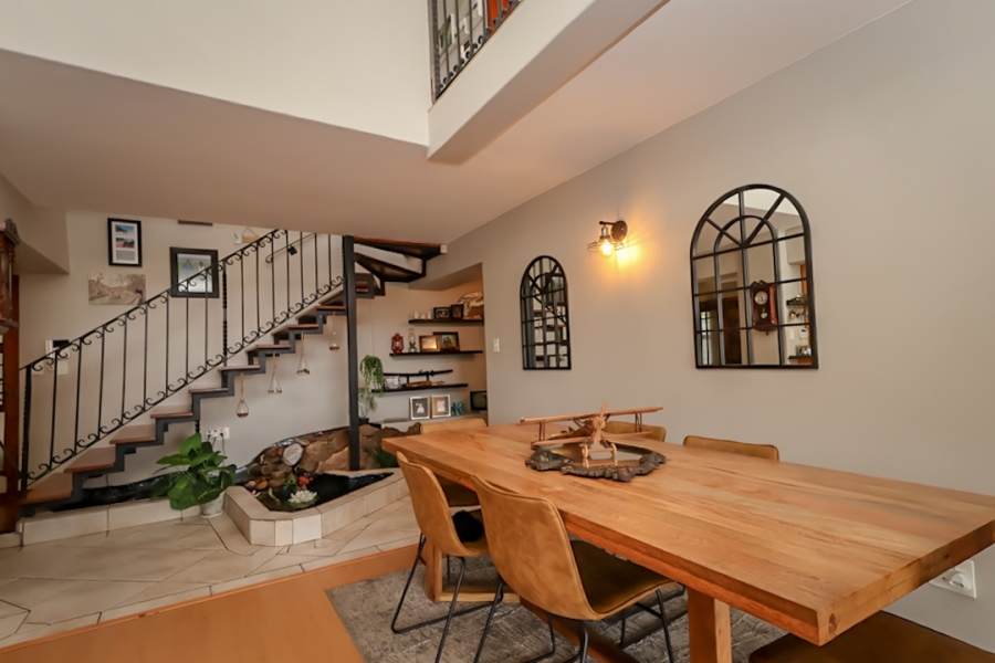 3 Bedroom Property for Sale in Kloofendal Gauteng