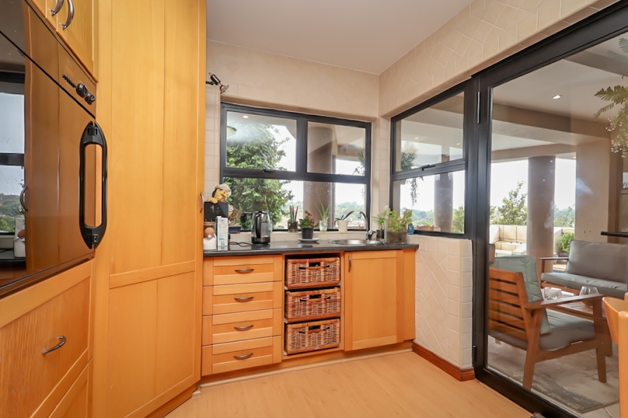 3 Bedroom Property for Sale in Kloofendal Gauteng