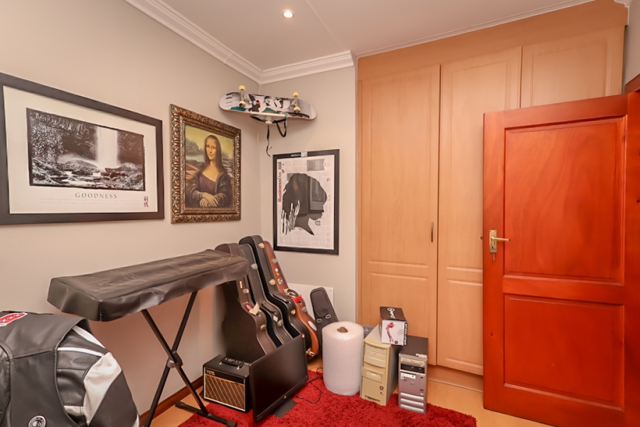 3 Bedroom Property for Sale in Kloofendal Gauteng