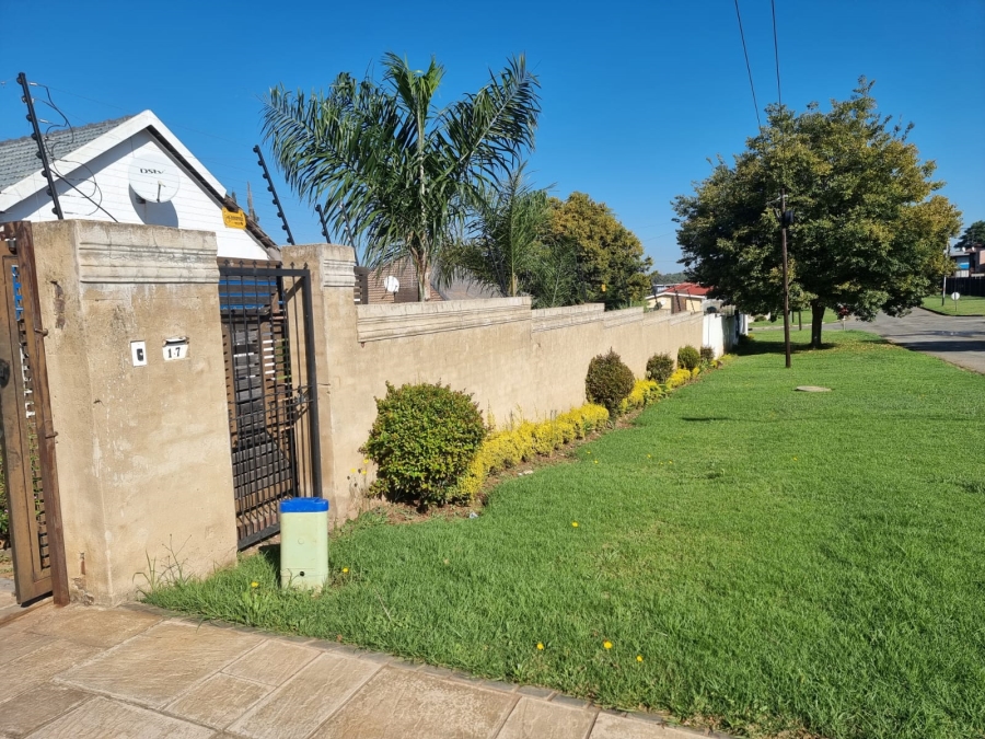 3 Bedroom Property for Sale in Mindalore Gauteng