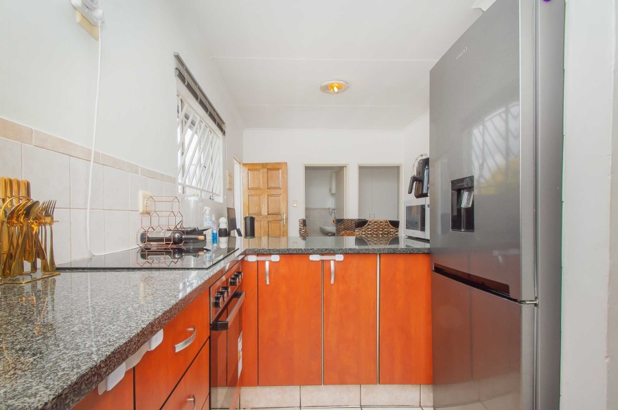 2 Bedroom Property for Sale in Noordhang Gauteng