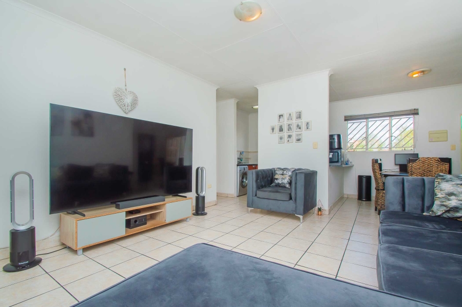 2 Bedroom Property for Sale in Noordhang Gauteng