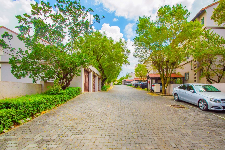 2 Bedroom Property for Sale in Noordhang Gauteng