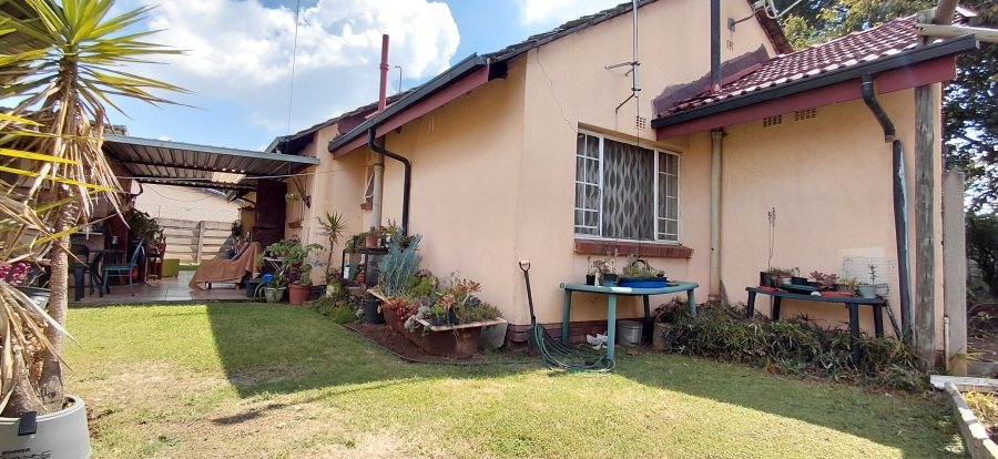 3 Bedroom Property for Sale in Bonaero Park Gauteng