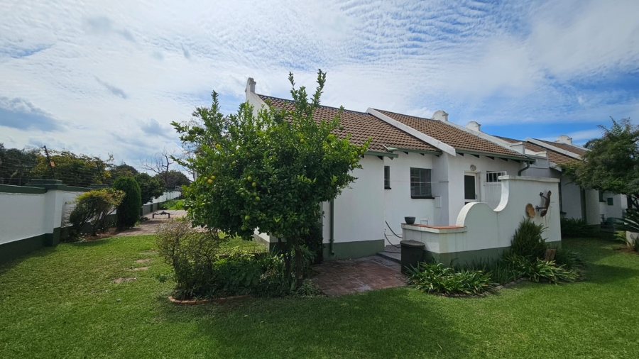 2 Bedroom Property for Sale in Die Hoewes Gauteng