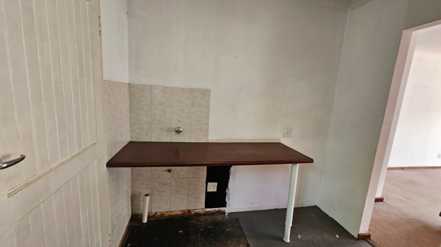 2 Bedroom Property for Sale in Die Hoewes Gauteng