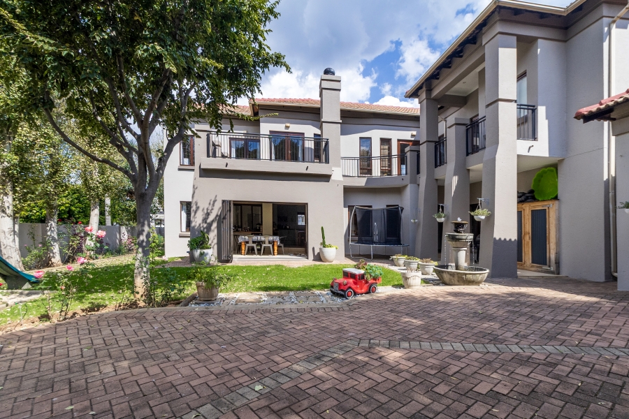 4 Bedroom Property for Sale in Moreleta Park Gauteng