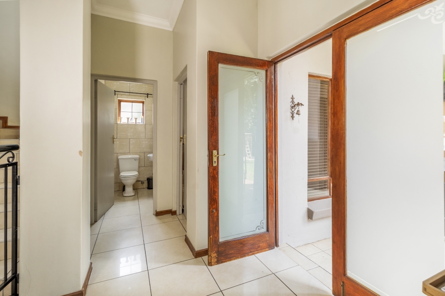 4 Bedroom Property for Sale in Moreleta Park Gauteng