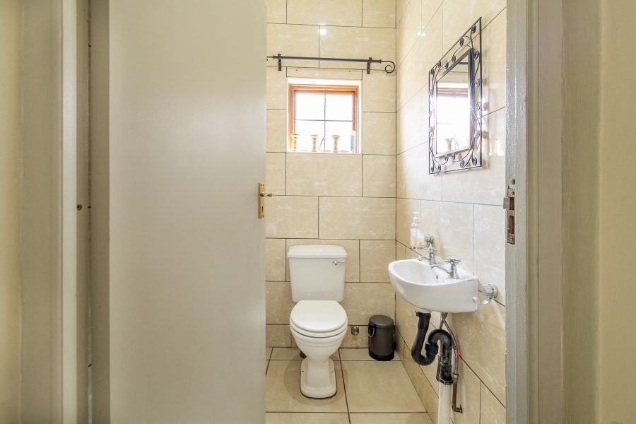 4 Bedroom Property for Sale in Moreleta Park Gauteng