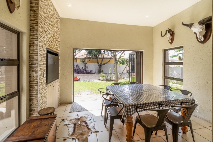 4 Bedroom Property for Sale in Moreleta Park Gauteng