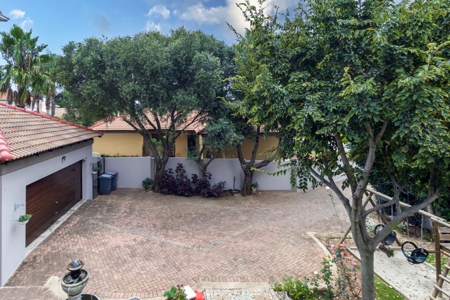 4 Bedroom Property for Sale in Moreleta Park Gauteng