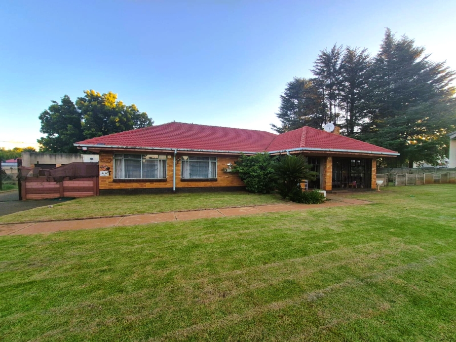 4 Bedroom Property for Sale in Duncanville Gauteng