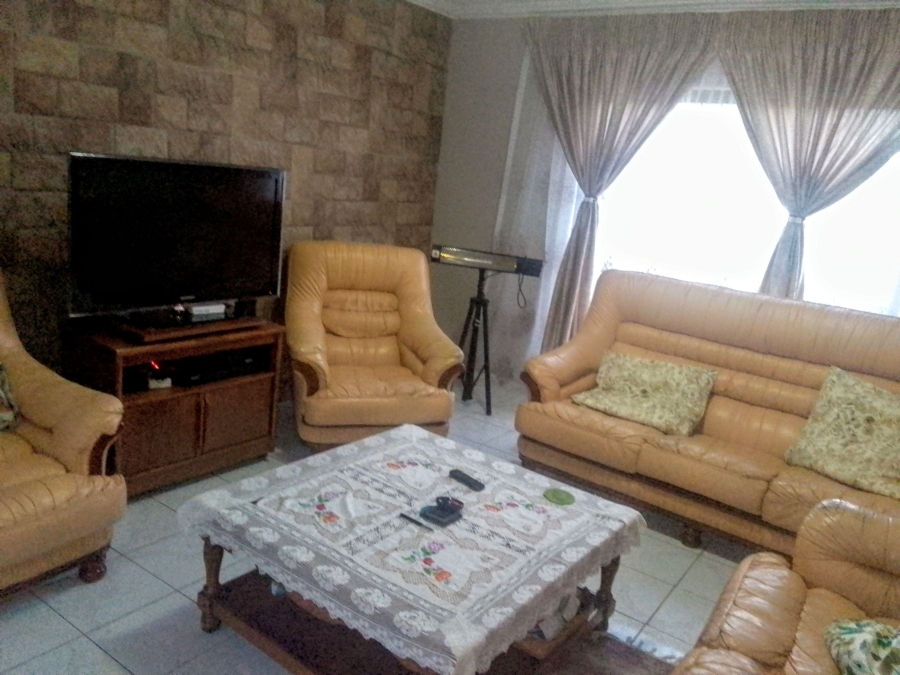 4 Bedroom Property for Sale in Kagiso Gauteng