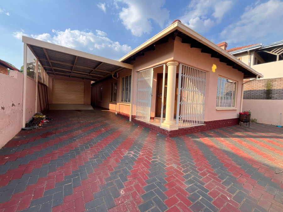 3 Bedroom Property for Sale in Danville Gauteng