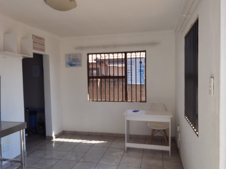 2 Bedroom Property for Sale in The Orchards Gauteng