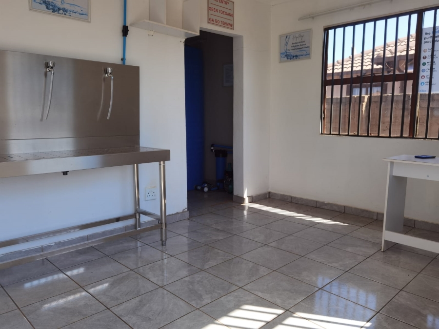 2 Bedroom Property for Sale in The Orchards Gauteng
