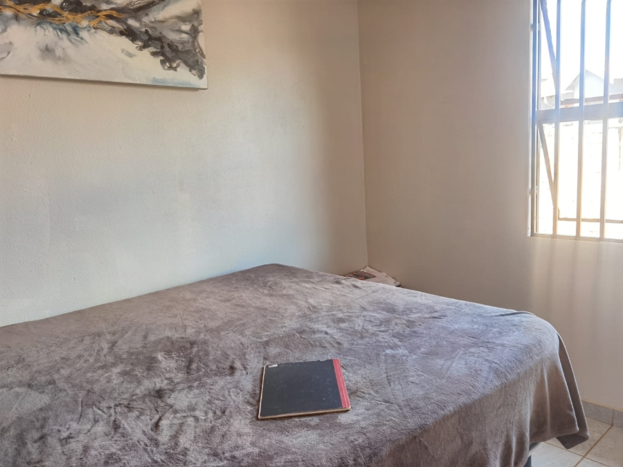 2 Bedroom Property for Sale in The Orchards Gauteng