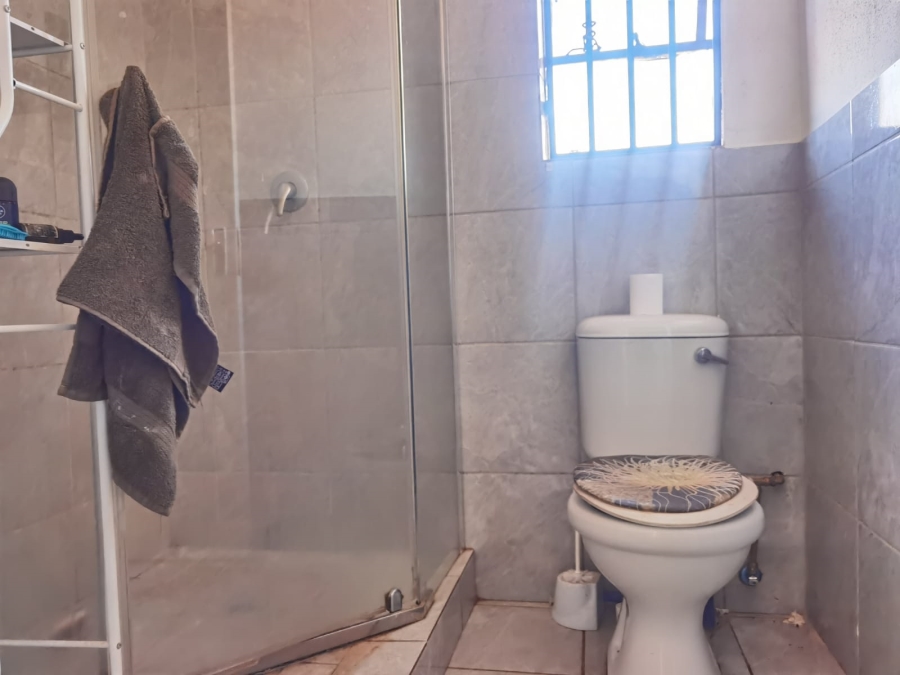 2 Bedroom Property for Sale in The Orchards Gauteng