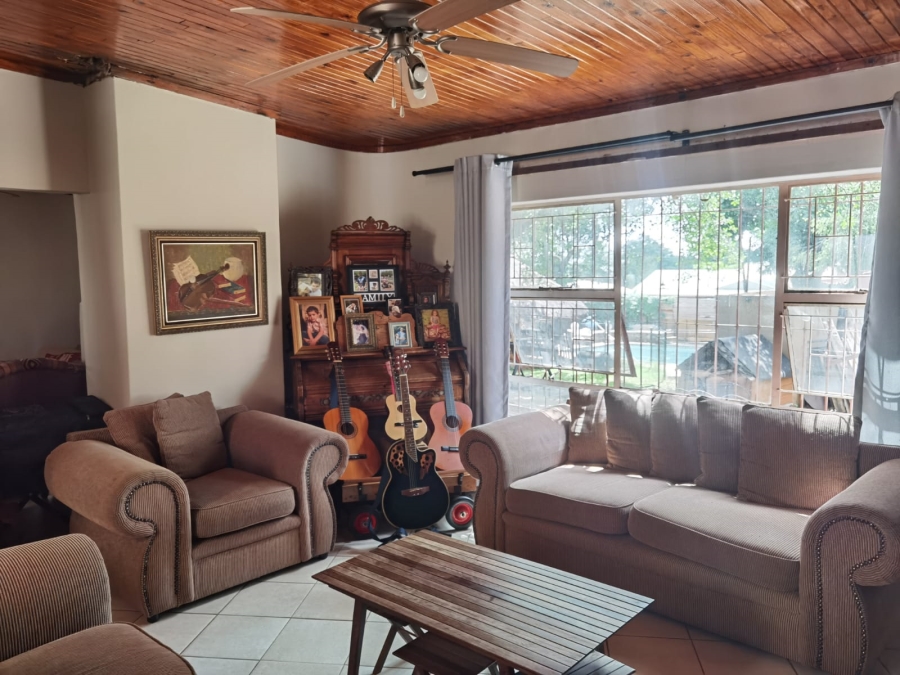 6 Bedroom Property for Sale in Wonderboom Gauteng