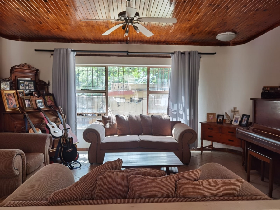 6 Bedroom Property for Sale in Wonderboom Gauteng